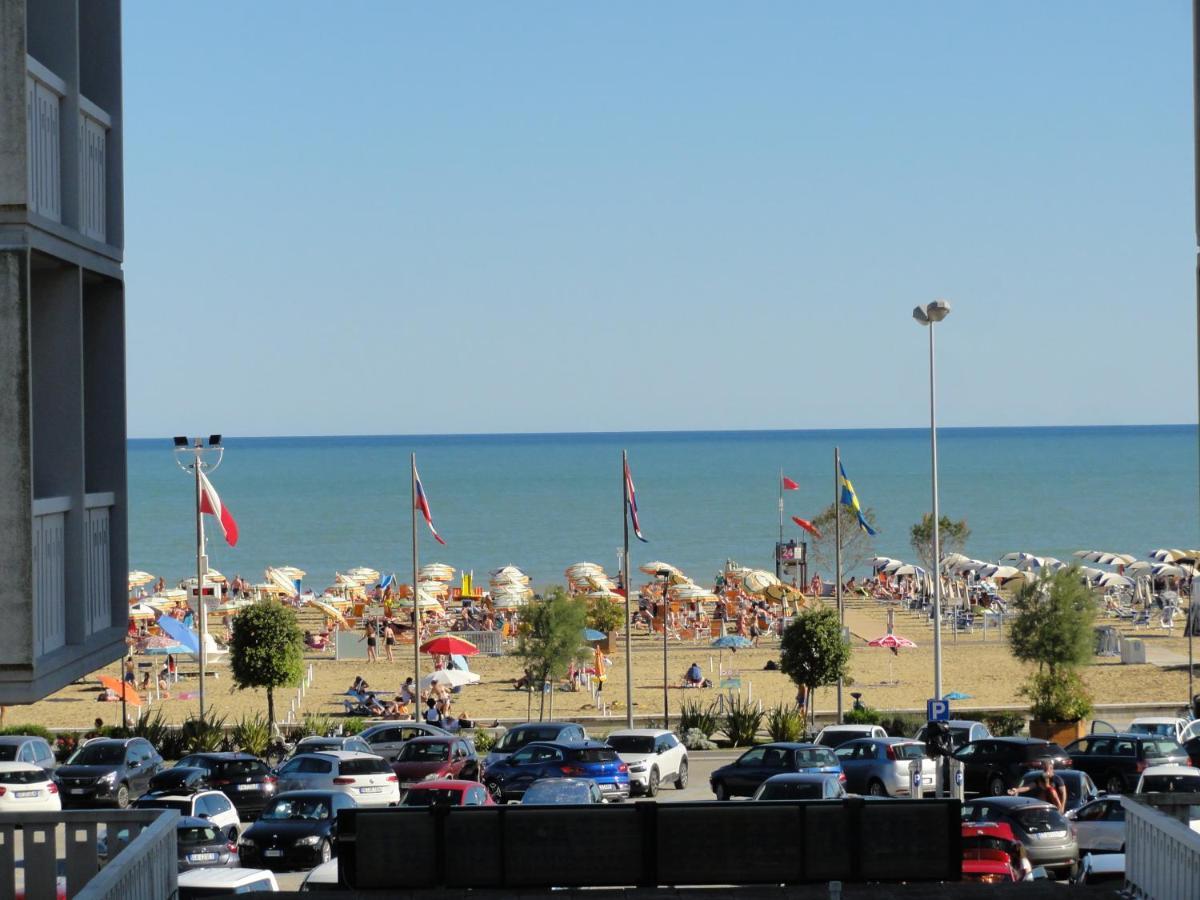 Ivana - Appartamenti Bibione Zewnętrze zdjęcie